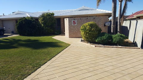 Alexander Drive B & B - Accommodation Tasmania 2