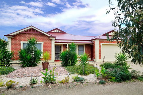 All Seasons Port Elliot Holiday House - Accommodation Tasmania 0