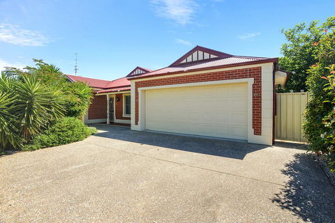 All Seasons Port Elliot Holiday House - Accommodation Tasmania 1