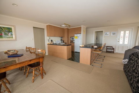 Allure - Accommodation Tasmania 0