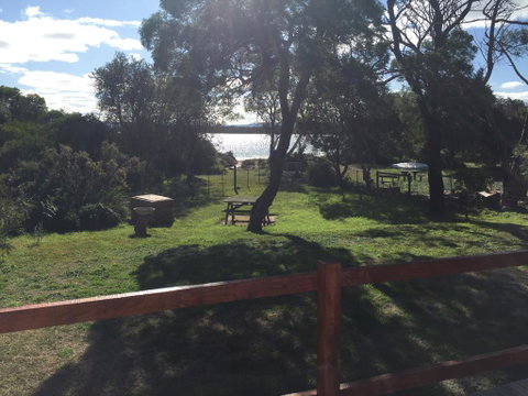 Alluvion Beach Cottage - Accommodation Tasmania 1