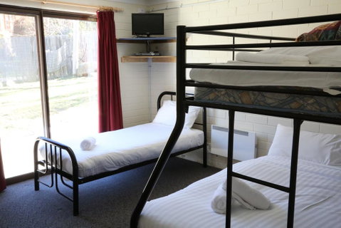 Alpha 8 - Accommodation Tasmania 2
