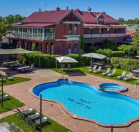 Alzburg Resort - Accommodation Tasmania