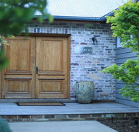 Amaroo - modern luxurious and chic - Accommodation Tasmania