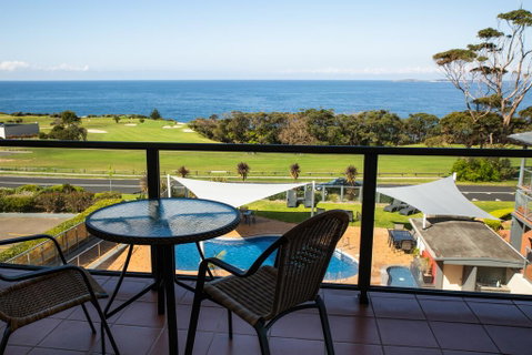 Amooran Oceanside Apartments And Motel - Accommodation Tasmania 0