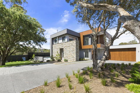 ANCHORAGE - MOUNT MARTHA - Accommodation Tasmania 2