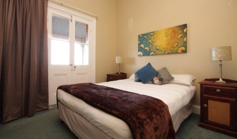 Anchorage Seafront Hotel - Accommodation Tasmania 2