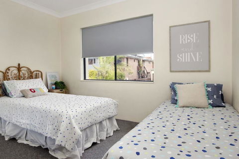 Anchored At South West Rocks - Accommodation Tasmania 1