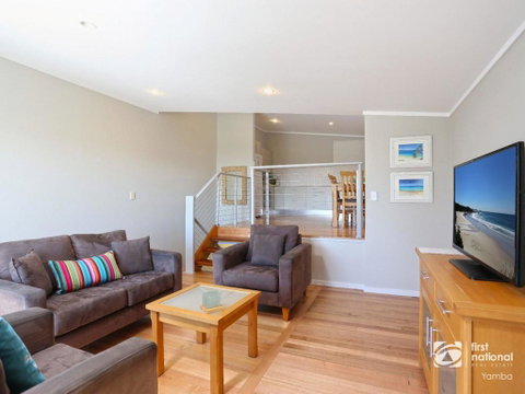 Angourie Blue 1 - Great Ocean Views - Surfing Beaches - Accommodation Tasmania 2