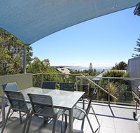 Angourie Blue 1 - Great Ocean Views - Surfing beaches - Accommodation Tasmania
