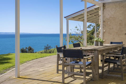 Antechamber Bay Retreats - Accommodation Tasmania 1