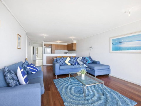 APARTMENT 11 PACIFIC APARTMENTS - Accommodation Tasmania 2