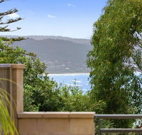 APARTMENT 23 PACIFIC APARTMENTS - sit on the deck and soak in the view - Accommodation Tasmania