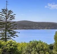APARTMENT 29 PACIFIC APARTMENTS - Grand Escape with ocean views - Accommodation Tasmania