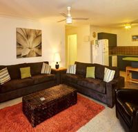 Apartment with Inground Pool - Accommodation Tasmania