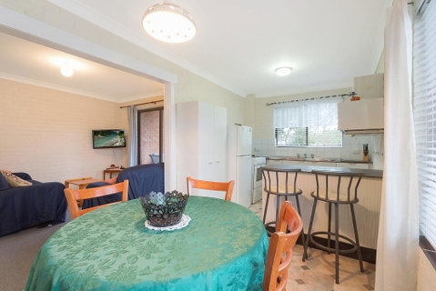 Apollo Unit 23 - Accommodation Tasmania 2