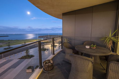 Apt 221 Marinaquays - Accommodation Tasmania 0