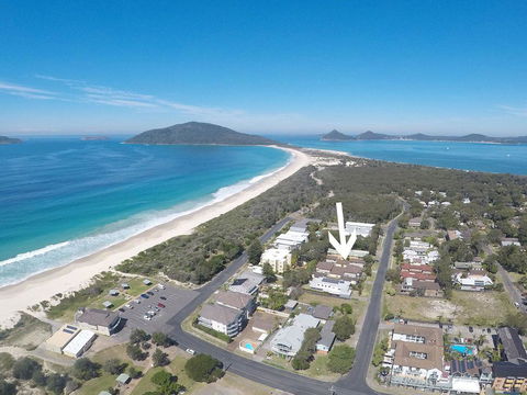 Aquarius Townhouse - Accommodation Tasmania 0