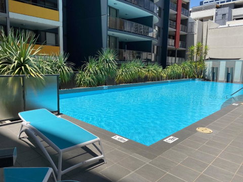ARENA RESORT STYLE EXEC FREE NETFLIX WIFI WINE - Accommodation Tasmania 1