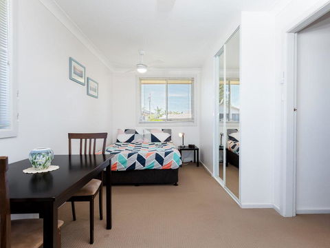 Argyle Cottage' 41 Argyle Avenue - Great Family Home For Holidays - Accommodation Tasmania 3