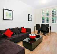 Art Deco in the Cul-de-Sac - Spacious Executive 1BR Potts Point Apartment in Quiet Cul-de-Sac - Accommodation Tasmania