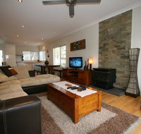 Aspect 1/8a Poly Cow Lane - Accommodation Tasmania