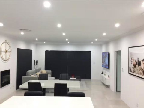 Luxury & Gives You It All - Accommodation Tasmania 0
