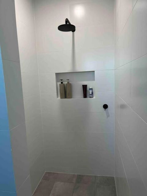Luxury On The Lake - Accommodation Tasmania 2