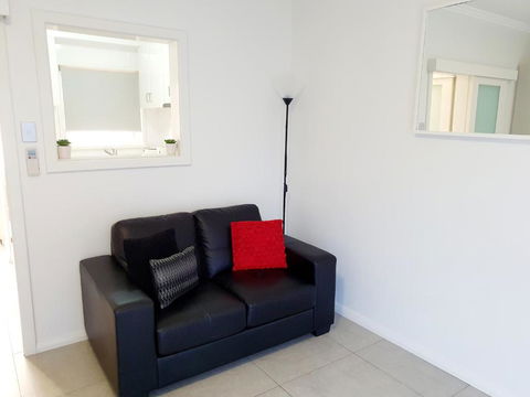 M4 West Perth Studio Apartment Near Kings Park - Accommodation Tasmania 1