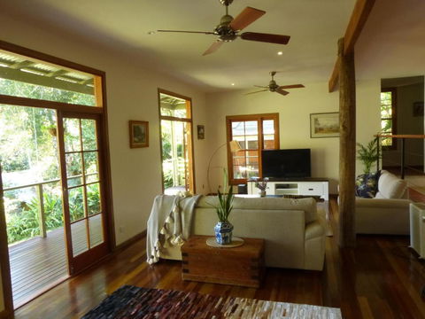 Magnolia Cottage - Accommodation Tasmania 2