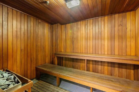 MAN54 -Manly Magic Waterfront Retreat With Gym & Sauna - Accommodation Tasmania 1