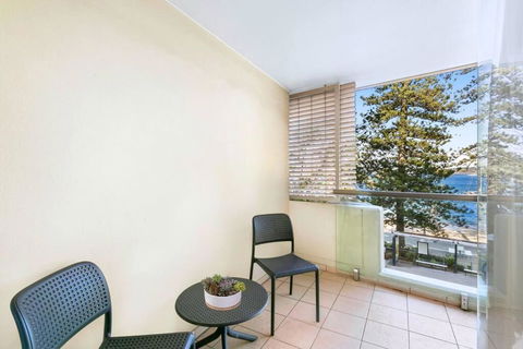 MAN54 -Manly Magic Waterfront Retreat With Gym & Sauna - Accommodation Tasmania 2