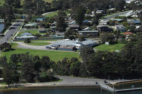 Marlo Hotel - Accommodation Tasmania 0