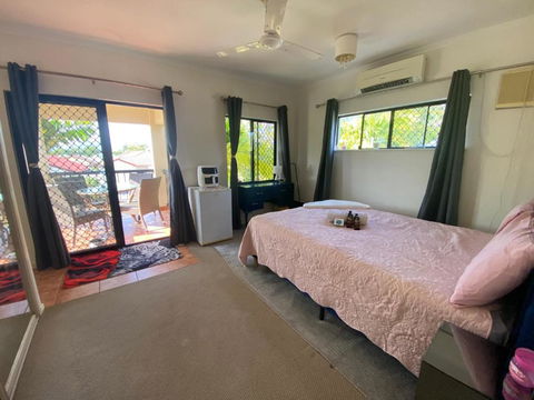 Master Ensuite And Private Balcony - Accommodation Tasmania 1