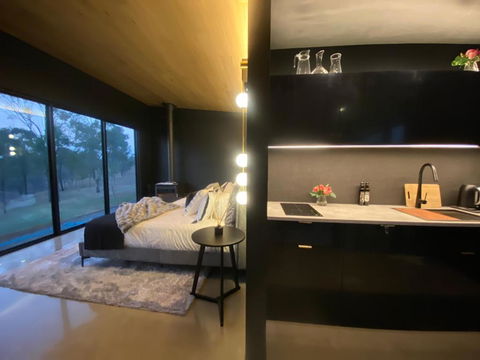 McGill Vineyard Moffatdale - Accommodation Tasmania 1