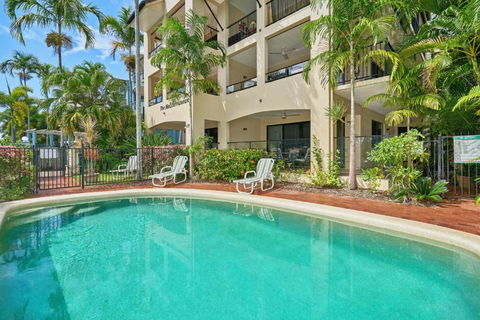Mediterranean Beachfront Apartments - Accommodation Tasmania 0