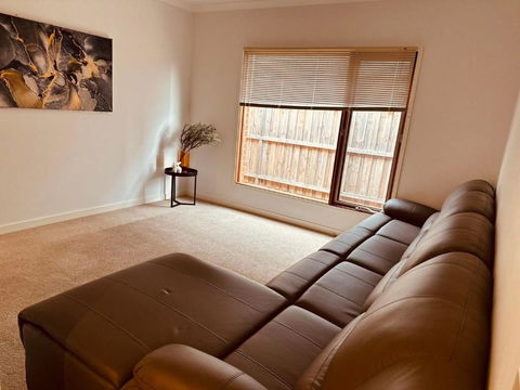 MEL-Point Cook Elegant Four-Bedroom House - Accommodation Tasmania 2