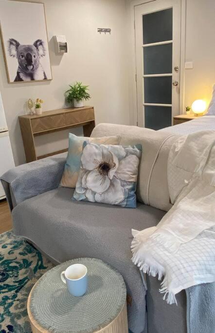 MEPLE, Tiny Home, Pets, Walk2Food, WiFi, Bfast, - Accommodation Tasmania 2