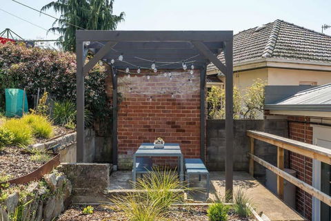 Modern 3-Bed Coastal Escape - Accommodation Tasmania 2