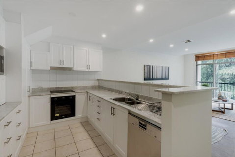 Modern Apartment In The Heart Of Canberra - Accommodation Tasmania 3