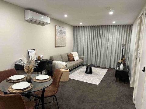 Modern Griffith Apartment - Accommodation Tasmania 2