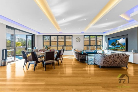 Modern Summer Palace In Epping - Accommodation Tasmania 0
