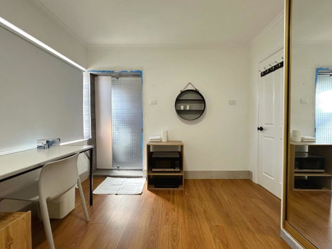 Montrose Double Bed Room Close To City - Accommodation Tasmania 0