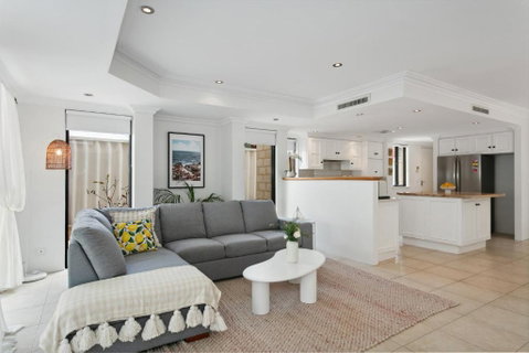 Newly Renovated Home Steps From Sorrento Beach - Accommodation Tasmania 1
