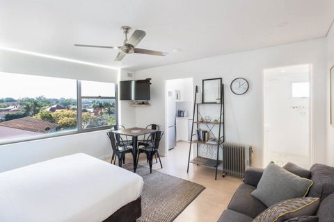 Mosman Bay Magic - Harbourview Studio With Rooftop - Accommodation Tasmania 0