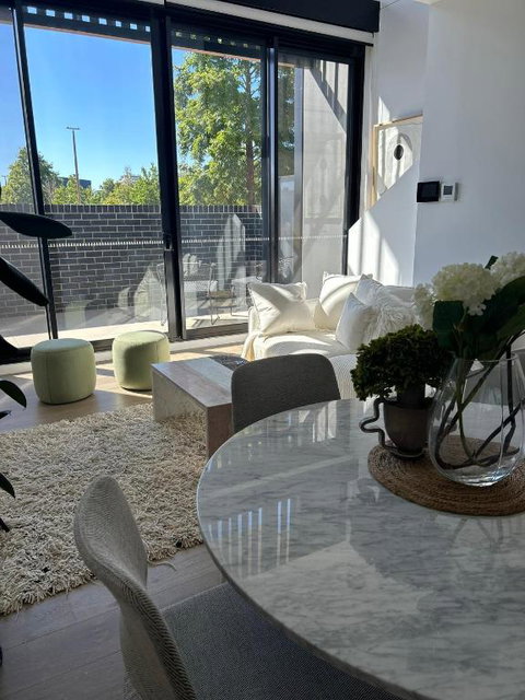 New & Modern Loft 1bd W/Pool&Gym - Accommodation Tasmania 1