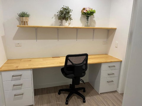 New England Motor Lodge - Accommodation Tasmania 2