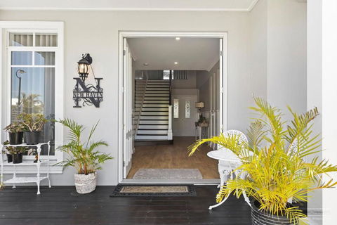 NEW HAVEN - Garden View Balcony - Accommodation Tasmania 2