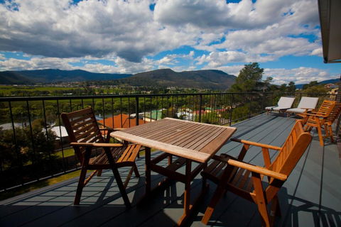 New Norfolk Holiday Apartments - Accommodation Tasmania 0