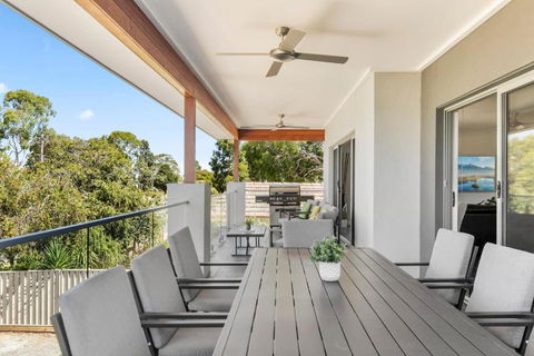 NEW - Sunrise Waters Holiday House - Accommodation Tasmania 3